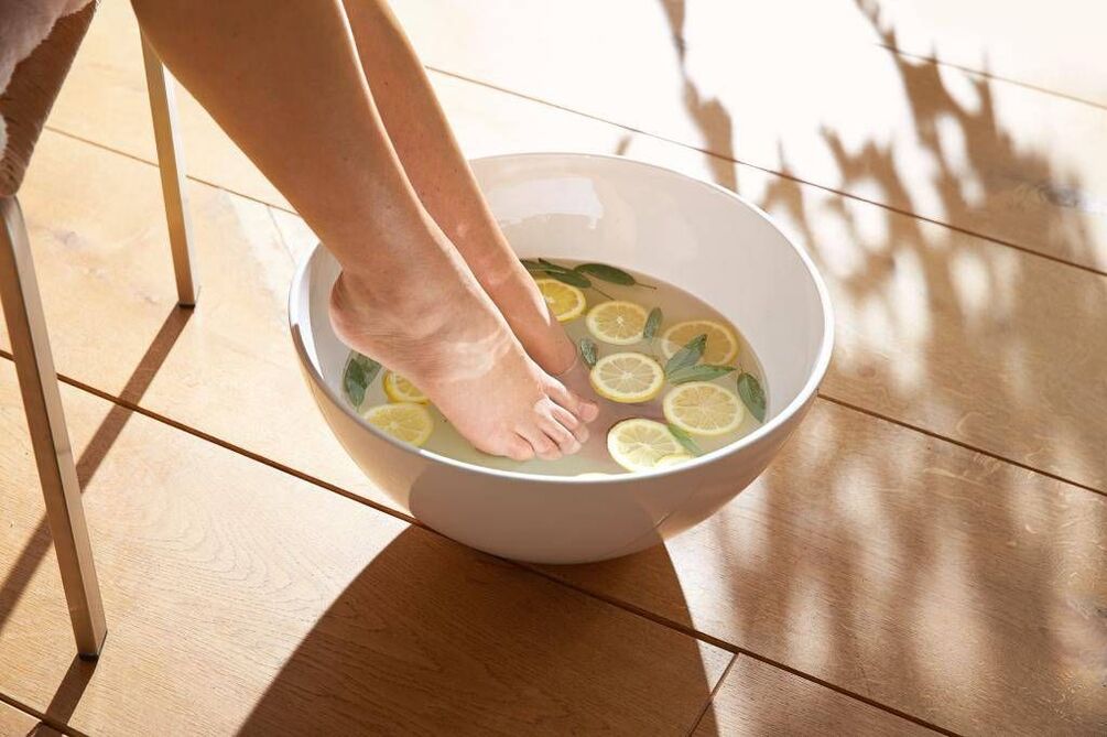 como usar baños contra fungos nas unhas